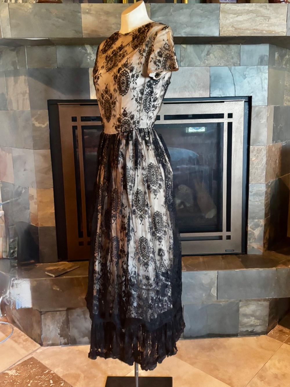 50s Bill Blass Black Cameo Tulle Lace Cocktail Dress S-M no label - Picture 2 of 10